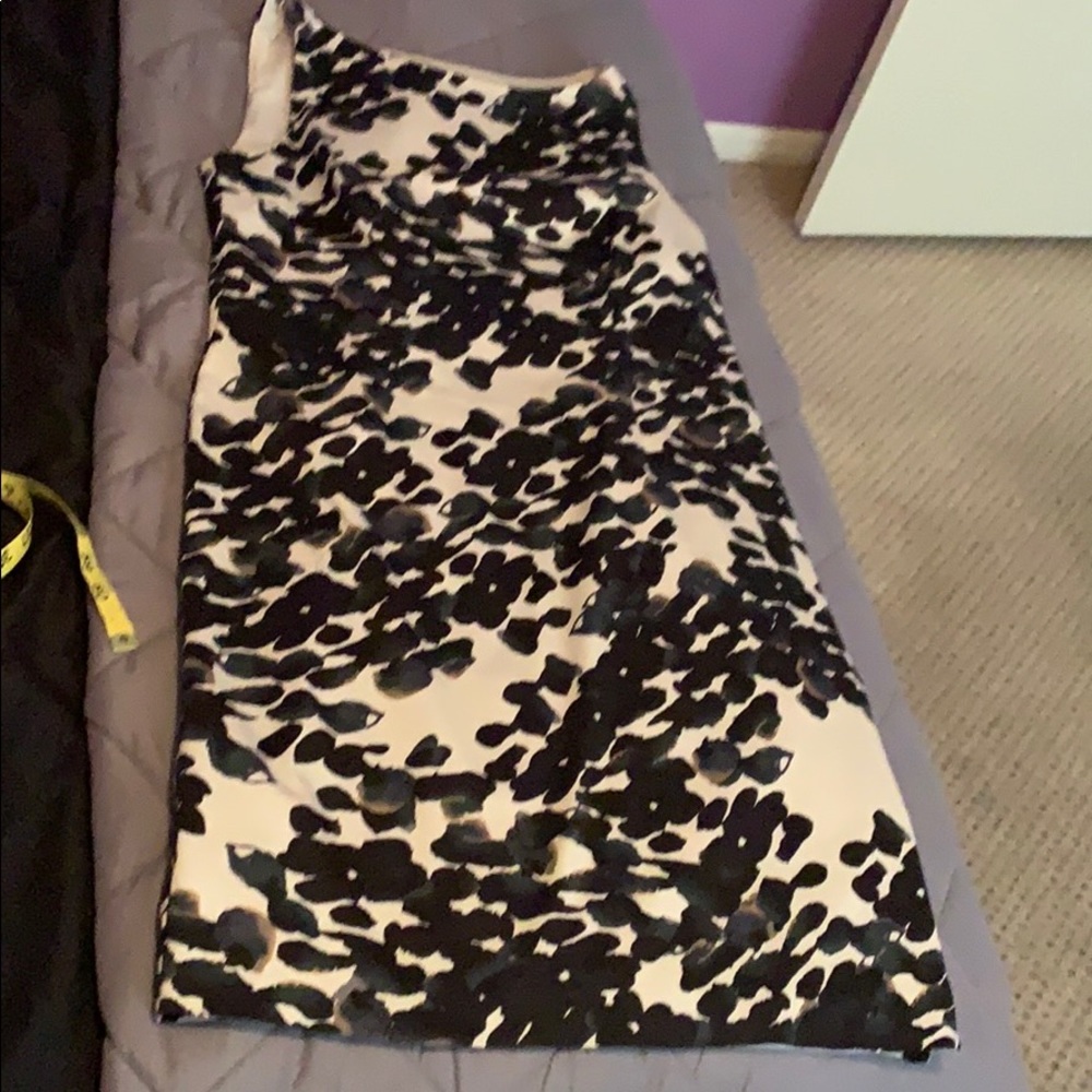 Ann Taylor just above the knee Dress